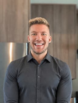 Gavin Richards